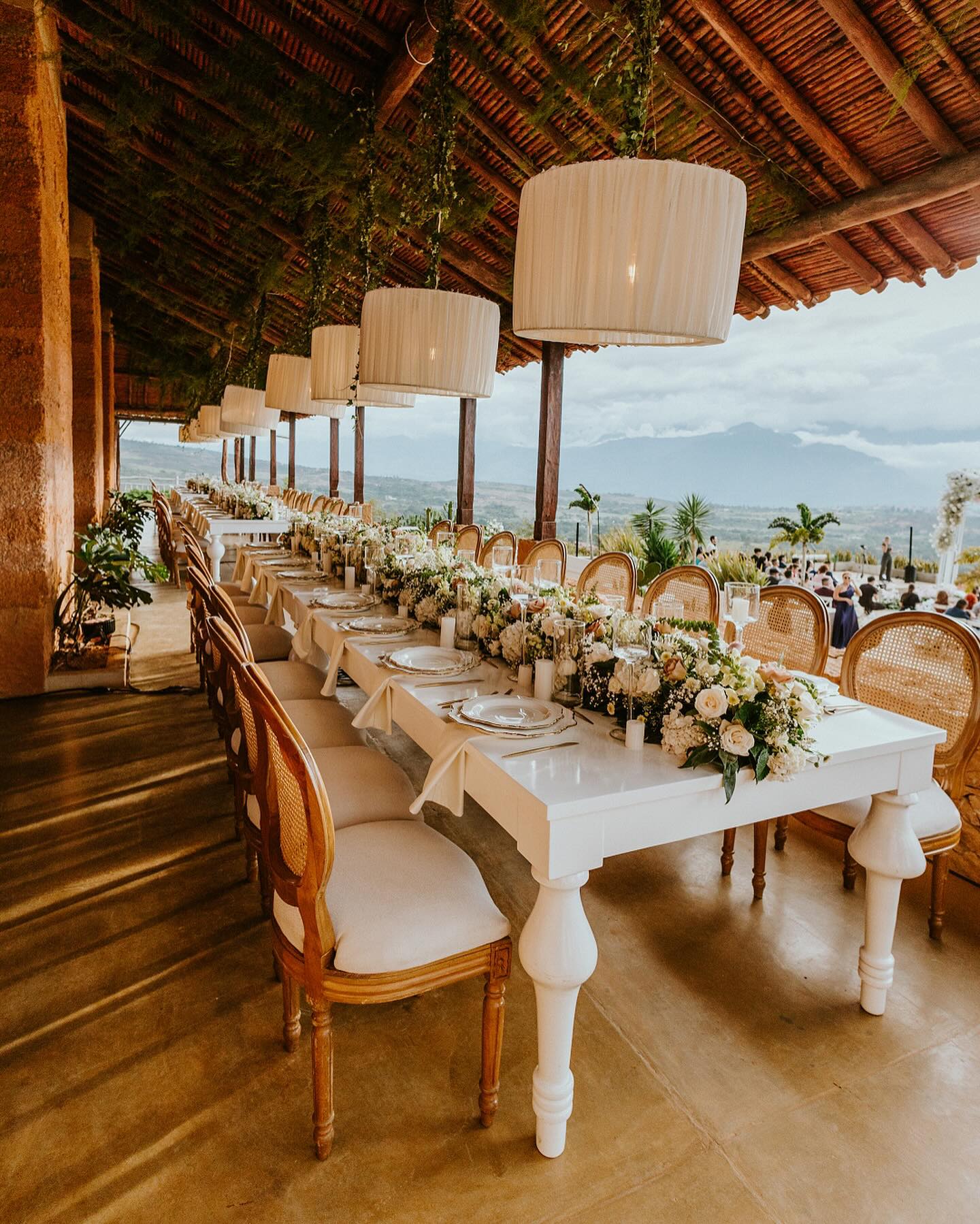Montaje de boda en la terraza